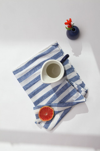 Alfons bath towel with grapefruit